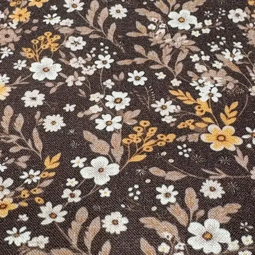 Tela flores fondo chocolate